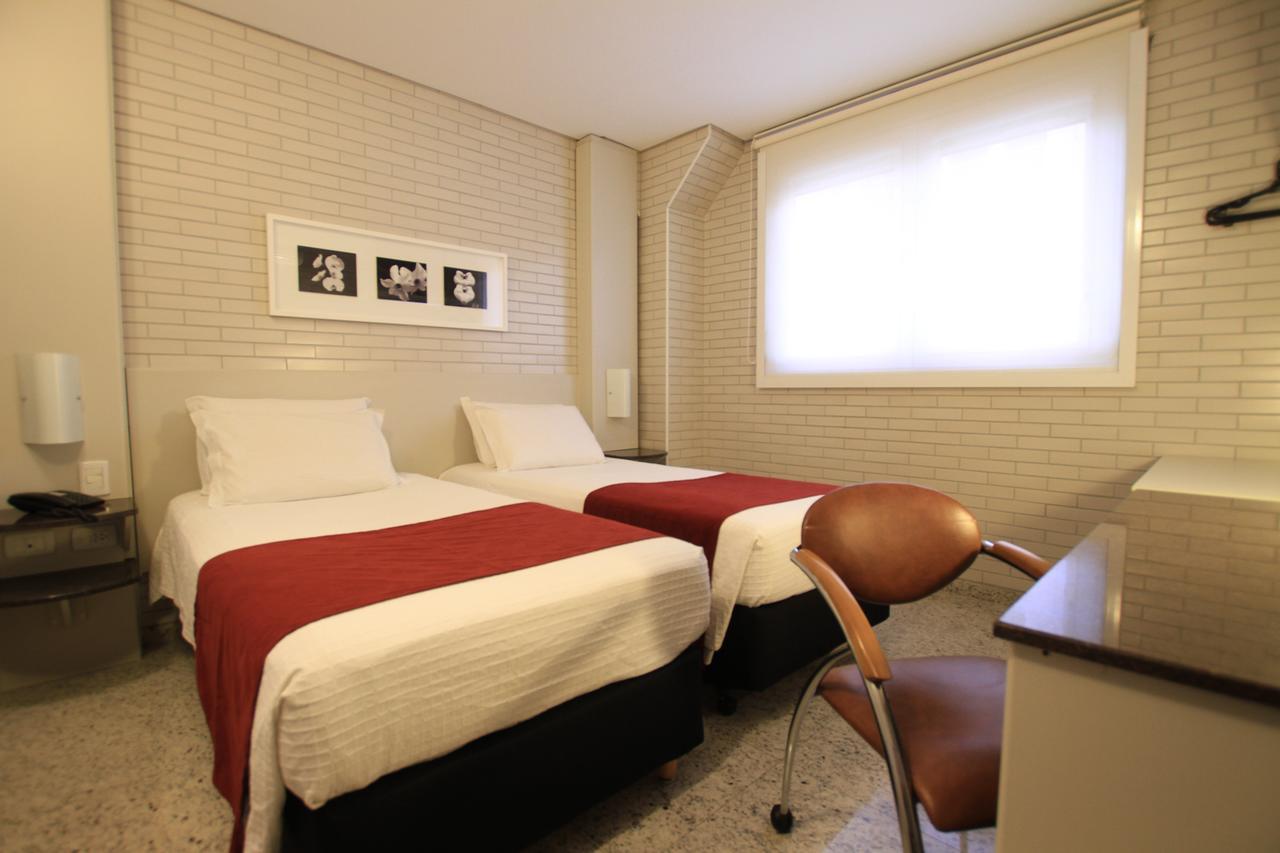 Hotel Confiance Soho Batel กูรีตีบา ภายนอก รูปภาพ
